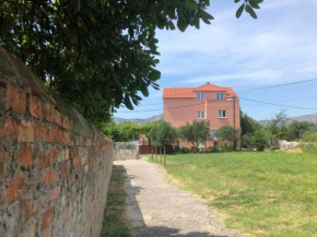 Family friendly apartments with a swimming pool Kupari, Dubrovnik - 22645